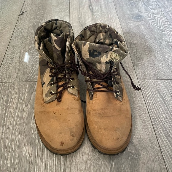 Camo Timberland Boots - Picture 1 of 4